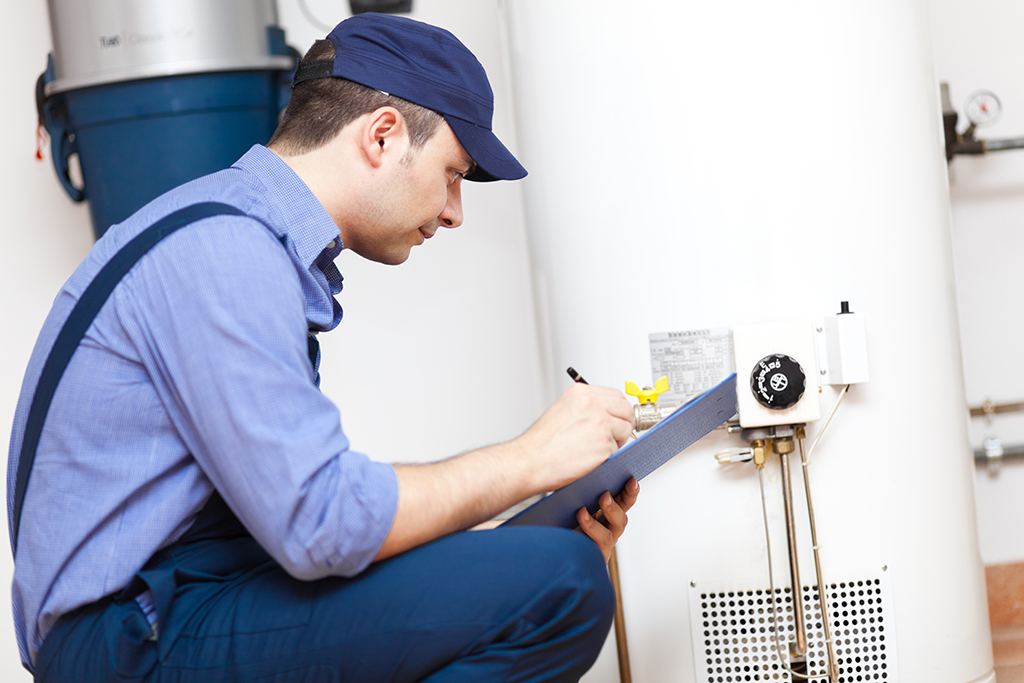 Water-Heater-Service-in-Knoxville,-TN